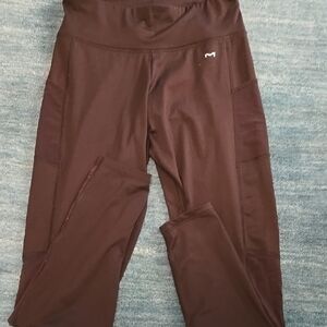 Maidenform Black Leggings